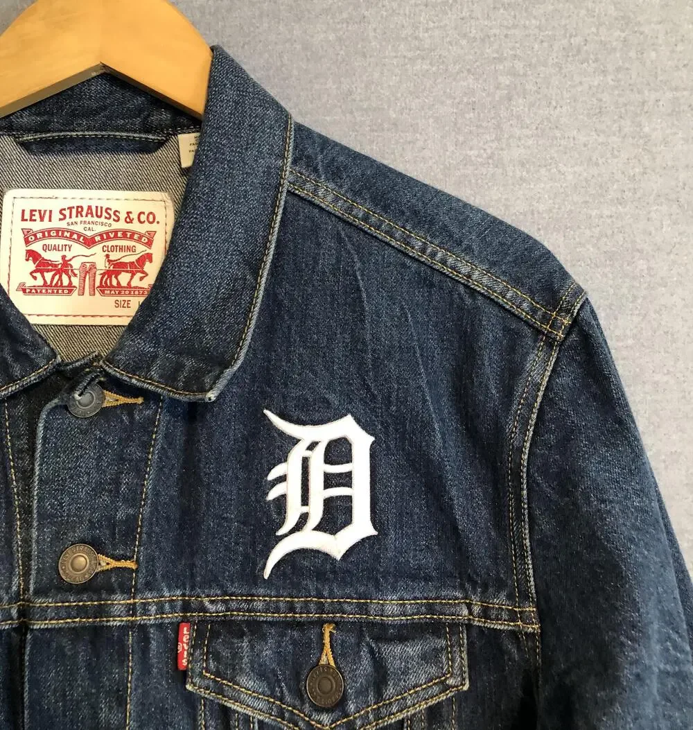 Levis Detroit Tigers Denim Trucker Jacket Mens Large L Blue MLB Baseball Jean